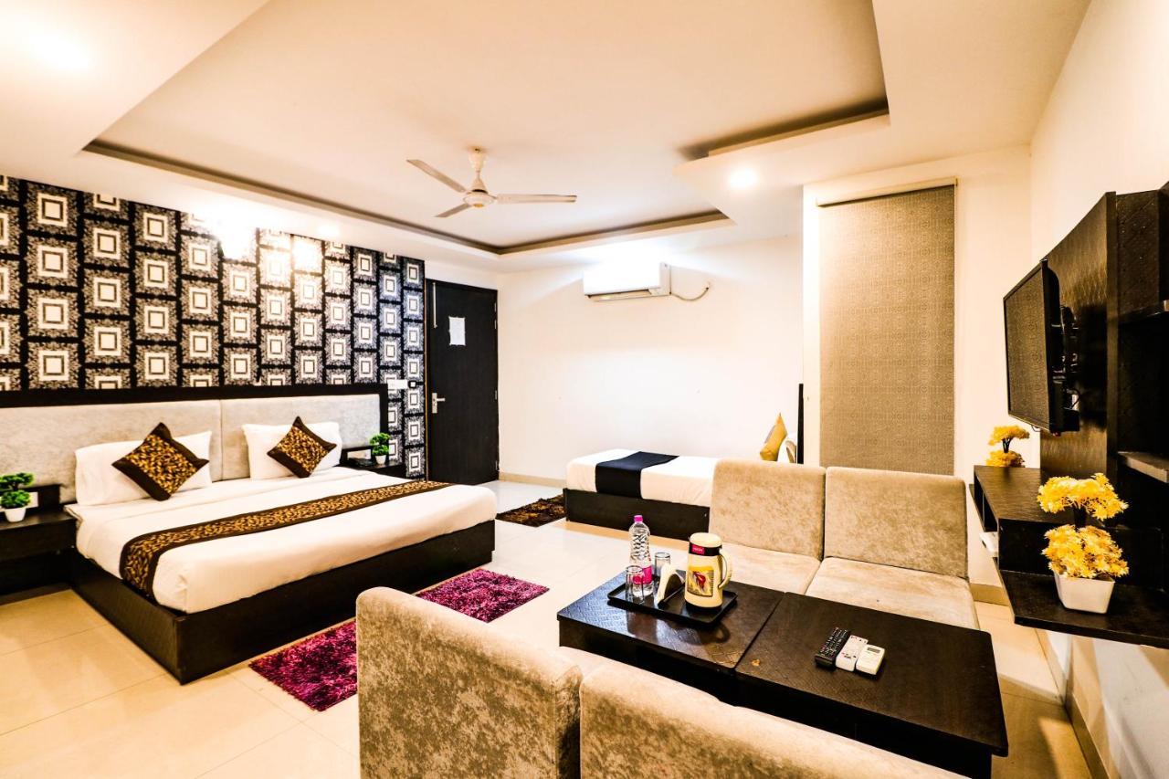 Hotel Olive Zone Near Delhi Airport نيودلهي المظهر الخارجي الصورة